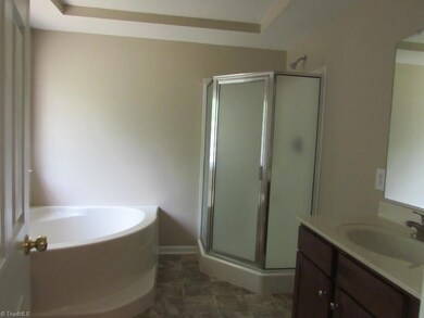 3394 Marathon Dr, Asheboro, NC 27205 - photo 6