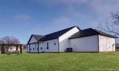 6631 County Road 1022, Joshua, TX 76058 - photo 5