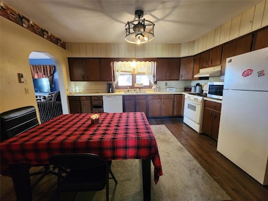 5122 E 84th St S, Newton, IA 50208 - photo 6