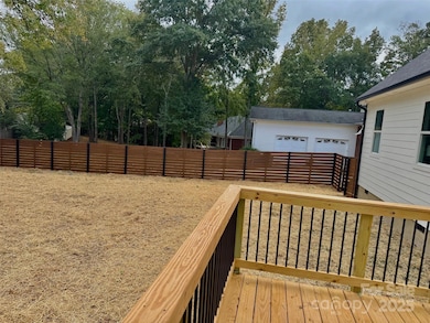 1678 Sharon Ln unit 12, Lancaster, SC 29720 - photo 5