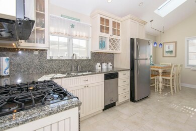 Kitchen 3