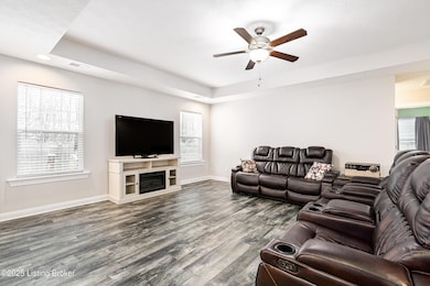 446 Redcrest Dr, Shepherdsville, KY 40165 - photo 7