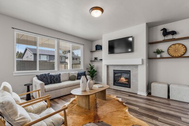 61651 SE Depot Loop, Bend, OR 97702 - photo 5