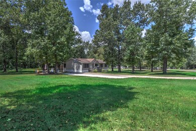 17708 Todd St, Conroe, TX 77302 - photo 4