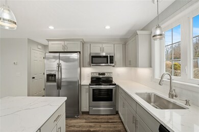 486 George Waterman Rd, Johnston, RI 02919 - photo 3