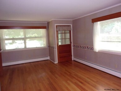 27 Phillip St, Troy, NY 12180 - photo 5