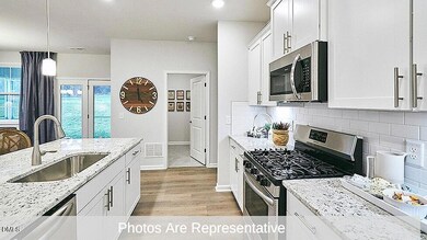 188 Prairie Wolf St, Sanford, NC 27330 - photo 4