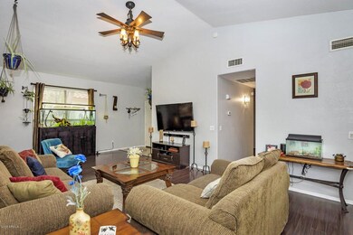 9412 E Posada Ave-large-004-5-Main Livin