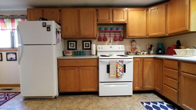 4 Pepinburke Ln, Springvale, ME 04083 - photo 6