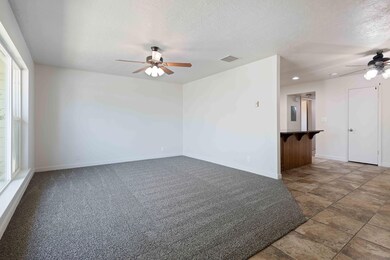 5 - Living Room