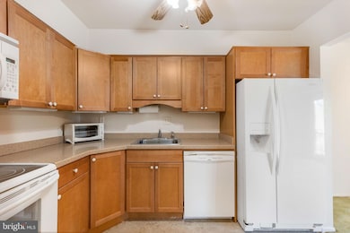 Rockford Tower Condominiums unit F025, Wilmington, DE 19806 - photo 3