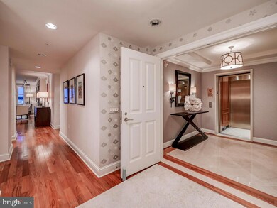 The Ritz-Carlton Residences, Baltimore, MD 21230 - photo 3