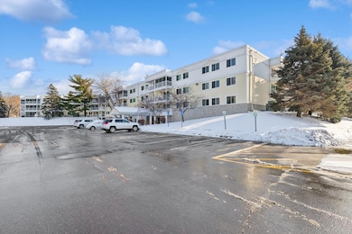 130 Demont Ave E unit 142, Little Canada, MN 55117 - photo 5