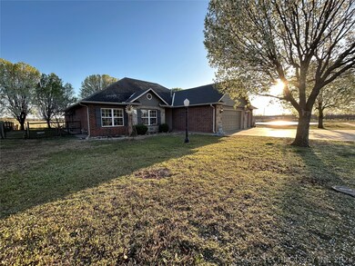 1120 W Evergreen St, Skiatook, OK 74070 - photo 3