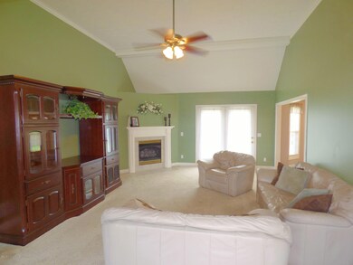 140 Bayberry Ct, Mount Washington, KY 40047 - photo 4