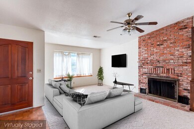 living staged2