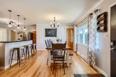 14 Breakfast Area