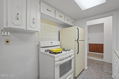 219 Easter Way, El Paso, TX 79915 - photo 5