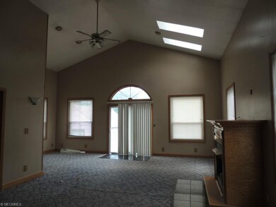 90 Ridgeway St, Struthers, OH 44471 - photo 6