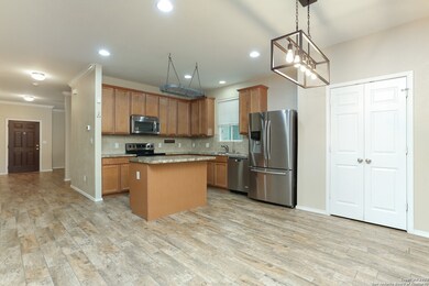 10135 Round Ridge, San Antonio, TX 78254 - photo 2