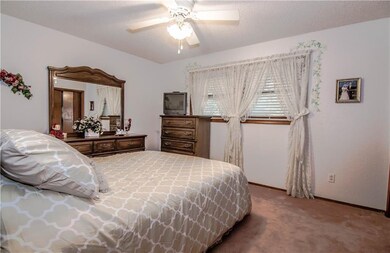 4 Burnham Dr, Bella Vista, AR 72715 - photo 7