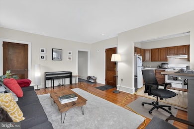 1320 Butler Pike unit 4, Conshohocken, PA 19428 - photo 5