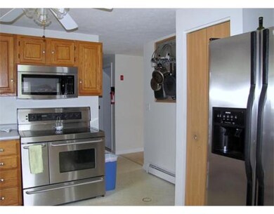 140 Saint Jude Blvd unit 1, Fitchburg, MA 01420 - photo 3