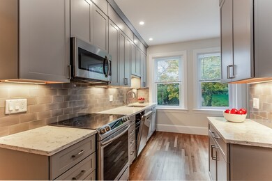 23 Warwick Rd unit 3, Brookline, MA 02445 - photo 2