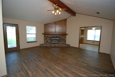 8212 E Lansing St, Broken Arrow, OK 74014 - photo 4