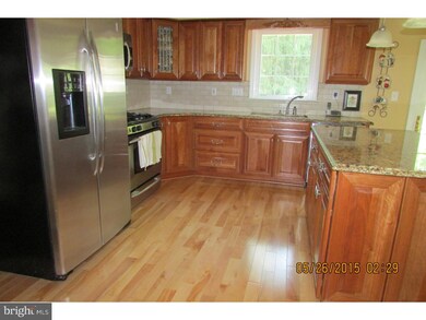 661 Atkinson Ln, Langhorne, PA 19047 - photo 6