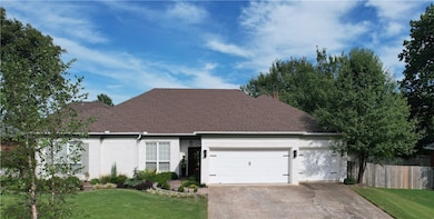 204 NW O St, Bentonville, AR 72712 - photo 3