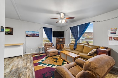 19 S Entrada Cir, Moab, UT 84532 - photo 6