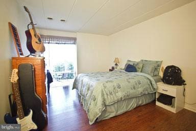 5717 Indian Ct unit 174, Alexandria, VA 22303 - photo 2