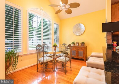 7267 Pebble Creek Dr, Elkridge, MD 21075 - photo 3