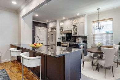 6144 Averill Way unit 203E, Dallas, TX 75225 - photo 5