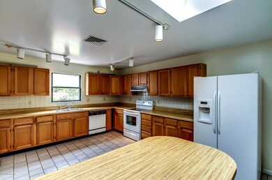 2716 Adele Rd, Jacksonville, FL 32216 - photo 5