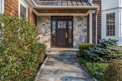 11 Circle Dr - front door 003-2264669-la
