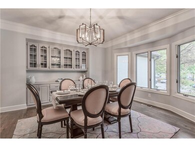 Beautiful dining room with built ins