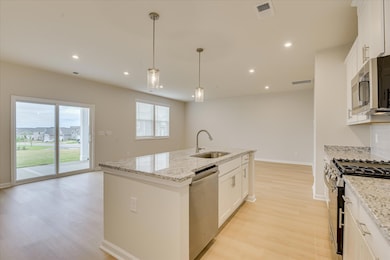 17-117-DSC_2948LRenfused