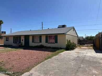 5530 N 61st Ave, Glendale, AZ 85301 - photo 2