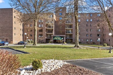 3 Alta Vita Dr unit 501, Greensburg, PA 15601 - photo 3