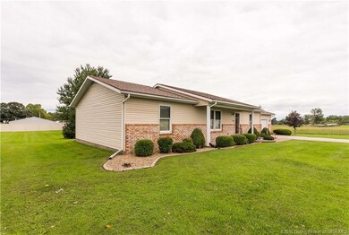 306 Pierce St, New Washington, IN 47162 - photo 2