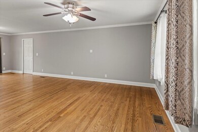 921 Ridgeway Ave, Signal Mountain, TN 37377 - photo 4