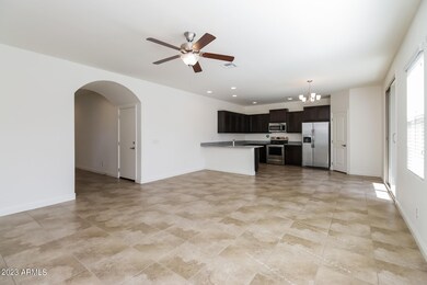 004-photo-living-room-7026512