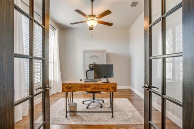 100 Maral Ln, Azle, TX 76020 - photo 4