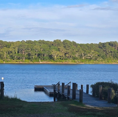 4 Quail Run unit 2, Oak Bluffs, MA 02557 - photo 5