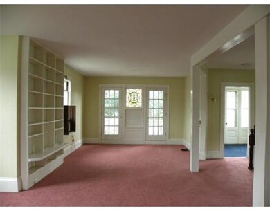 98 Beach St unit 2, Quincy, MA 02170 - photo 3