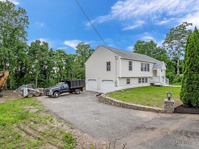 46 Valley View Ln, Worcester, MA 01604 - photo 5