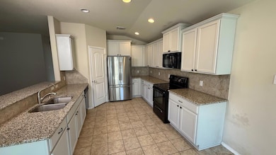 116 Zoisite Ln, Jarrell, TX 76537 - photo 3