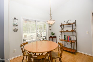 126 Pinecone Ct-39
